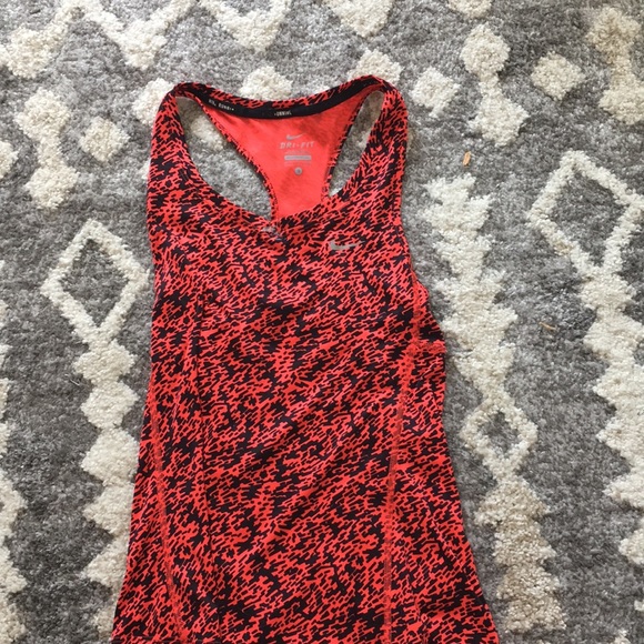 Nike dri-fit running tank - Picture 1 of 3
